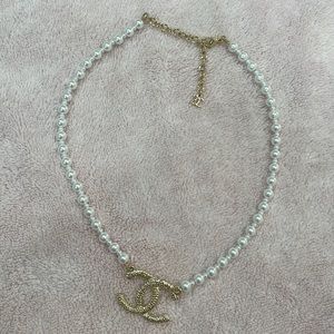 Chanel pearl necklace